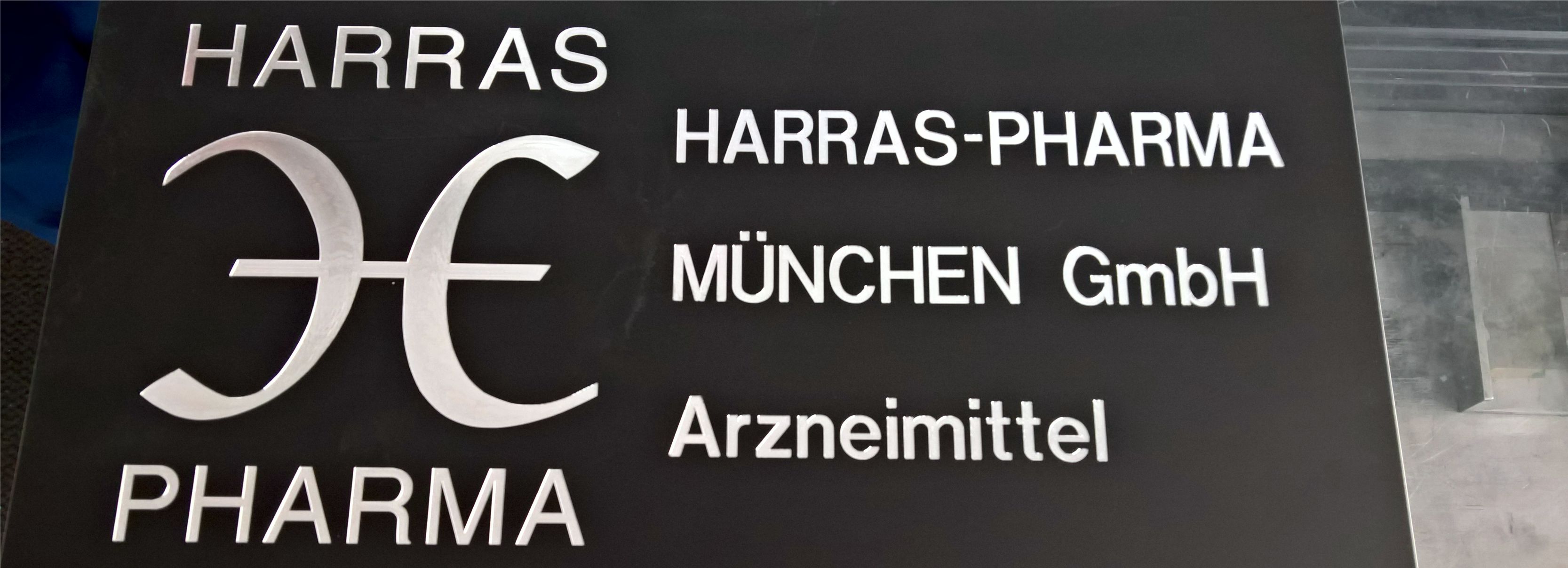 beschriftungen-beschilderungen-muenchen.jpg